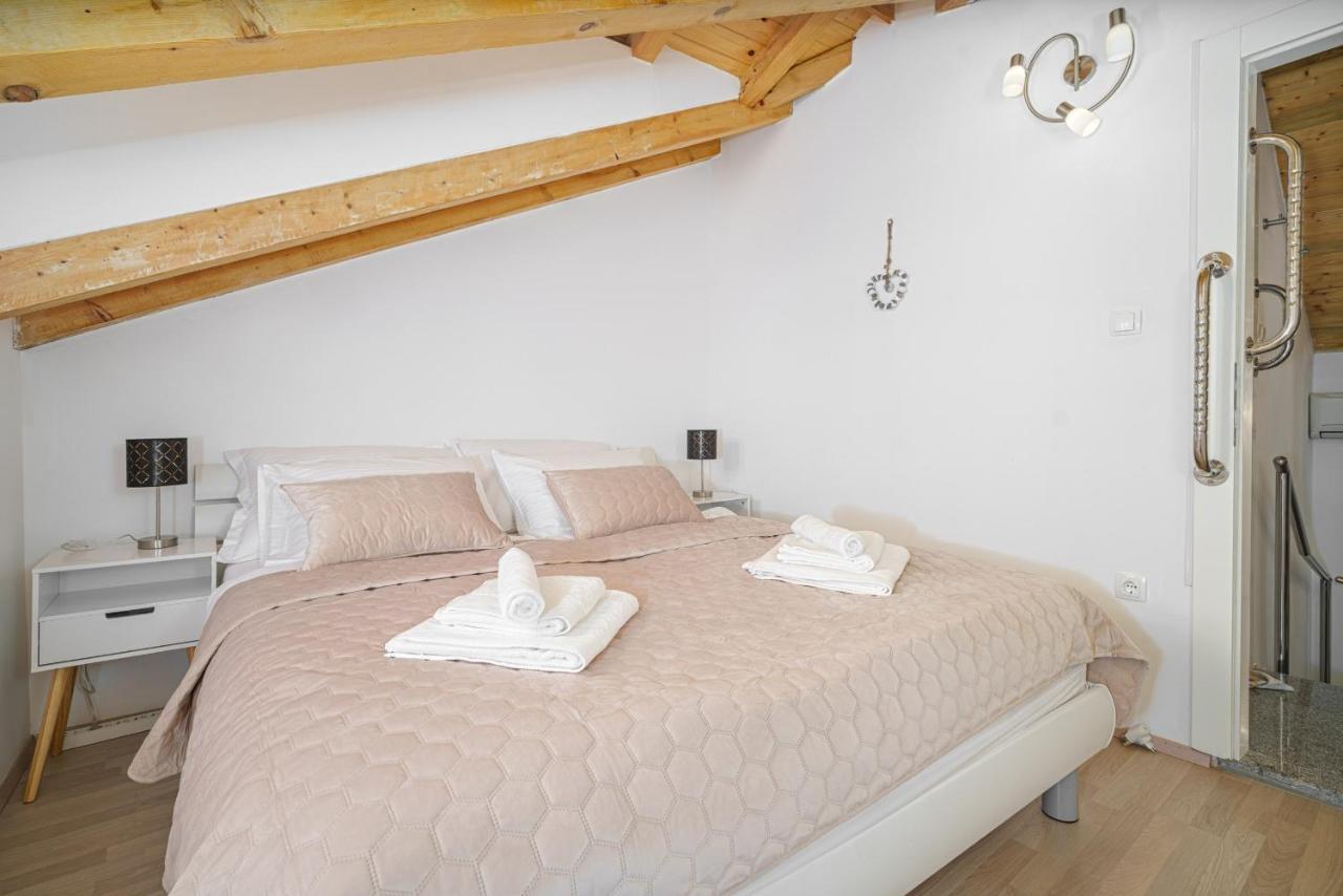 Villa Pia Vodice Extérieur photo